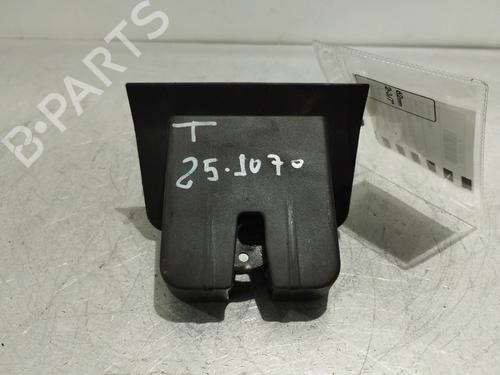 Used Tailgate lock AUDI A3 Sportback (8VA, 8VF) 2.0 TDI (150 hp) 32083953