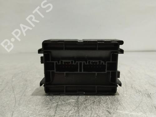 Used Switch TOYOTA C-HR (_X1_) 1.8 Hybrid (ZYX10_, ZYX11_, ZYX10R, ZYX11R) (122 hp) 32119916