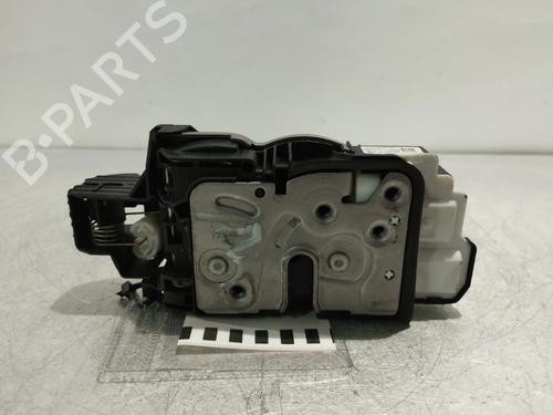 Fechadura trás esquerda VOLVO V40 Hatchback (525) D2 (120 hp) 32140544
