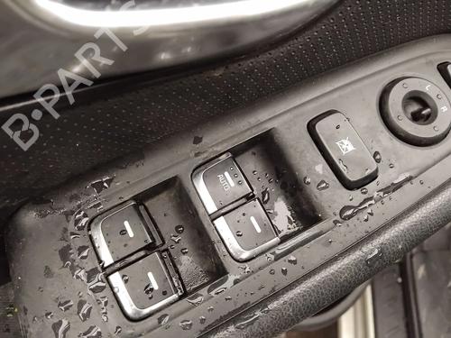 left-front-window-switch-kia-carens-iv-2013-32165660 main image