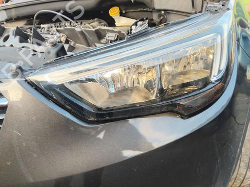 Used Left headlight OPEL CROSSLAND X / CROSSLAND (P17, P2QO) 1.2 (75) (110 hp) 32176185