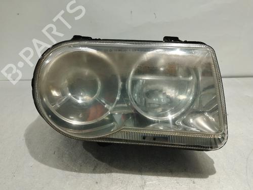 Used Right headlight CHRYSLER 300C Touring (LX, LE) 3.0 CRD (218 hp) 32211819