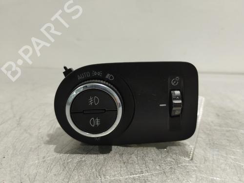 headlight-switch-opel-astra-k-b16-2015-2016-2017-2018-2019-2020-2021-2022-32233365 main image