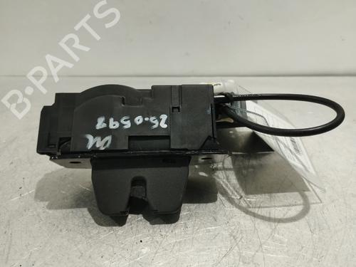 Used Tailgate lock PEUGEOT 3008 II SUV (MC_, MR_, MJ_, M4_) 1.2 THP/ PureTech 130 (MRHNSM, MRHNSU, MRHNSJ, MRHNYW,... (131 hp) 32305158