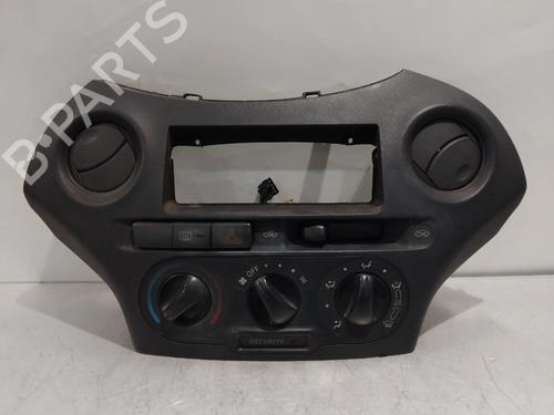 Commande Chauffage TOYOTA YARIS (_P1_) 1.0 (SCP10_, SCP10R) (65 hp) 32346896