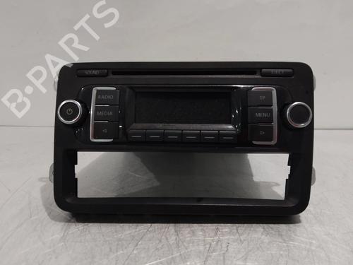 Used Radio VW GOLF VI (5K1) 1.6 TDI (90 hp) 32421656