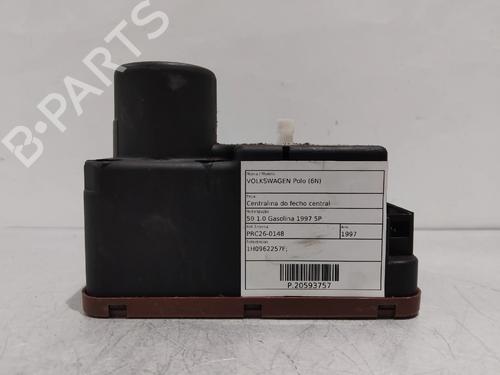 Dør styreenhed VW POLO III (6N1) 50 1.0 (50 hp) 32421640