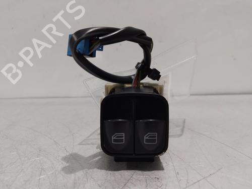 Venstre fortil elrude kontakt MERCEDES-BENZ C-CLASS Coupe (CL203) C 200 Kompressor (203.745) (163 hp) 32425747