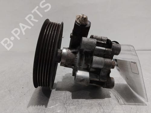 Pompe de direction assistée TOYOTA COROLLA (_E11_) 1.4 16V (ZZE111_, ZZE111R) (97 hp) 32421612