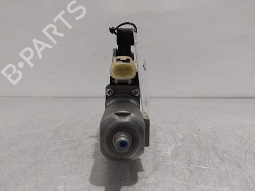 Right rear window motor KIA CARENS IV 1.7 CRDi | BP32283101E22 - Image 2