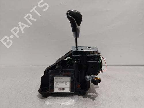 Gear lever PEUGEOT 2008 I (CU_) 1.2 THP 110 / PureTech 110 | BP32412392M90