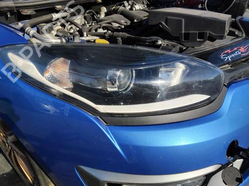 Faro anteriore destro RENAULT MEGANE III Grandtour (KZ0/1) 1.5 dCi (KZ09, KZ0D, KZ1G, KZ29, KZ14, KZ1W, KZ10, KZ1F,... (110 hp) 32397943
