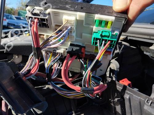 Scatola fusibili RENAULT MEGANE III Grandtour (KZ0/1) 1.5 dCi (KZ09, KZ0D, KZ1G, KZ29, KZ14, KZ1W, KZ10, KZ1F,... (110 hp) 32397944