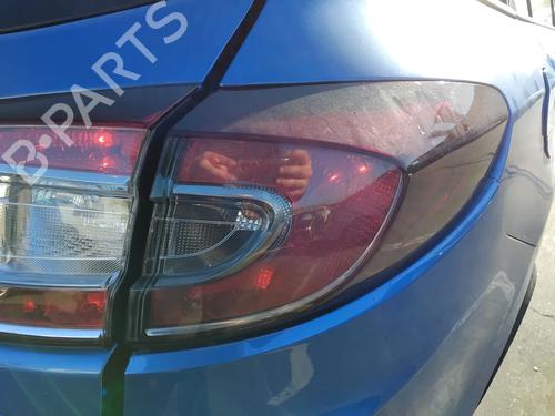 Farolim direito RENAULT MEGANE III Grandtour (KZ0/1) 1.5 dCi (KZ09, KZ0D, KZ1G, KZ29, KZ14, KZ1W, KZ10, KZ1F,... (110 hp) 32397938