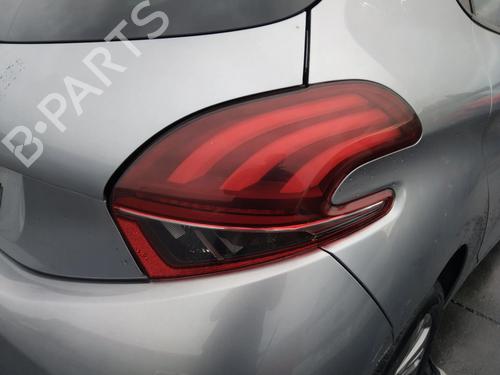 right-taillight-peugeot-208-i-ca_-cc_-2012-2013-2014-2015-2016-2017-2018-2019-2020-2021-32403727 main image