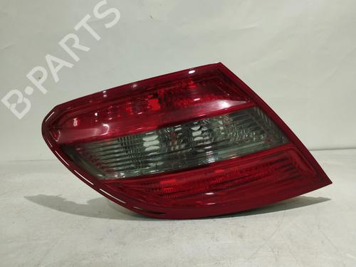 Used Left taillight Left taillight MERCEDES-BENZ C-CLASS (W204) C 180 Kompressor (204.044, 204.045) (156 hp) 31629157 31629157