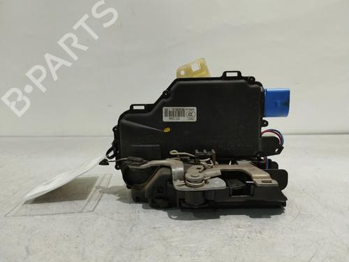 Serrure avant droite VW POLO IV (9N_, 9A_) 1.2 12V (64 hp) 32425778