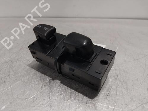 Used Right front window switch Right front window switch NISSAN JUKE (F15) 1.5 dCi (110 hp) 32759037 32759037