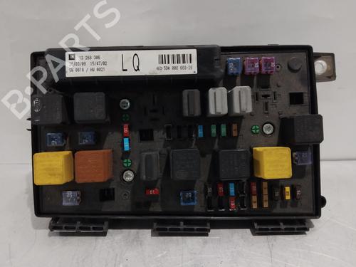 fuse-box-opel-astra-h-gtc-a04-2005-2006-2007-2008-2009-2010-32519167 main image