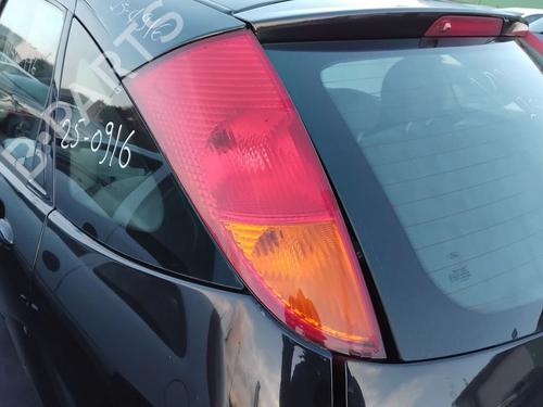 Feu arrière gauche FORD FOCUS I (DAW, DBW) 1.4 16V (75 hp) 32685264