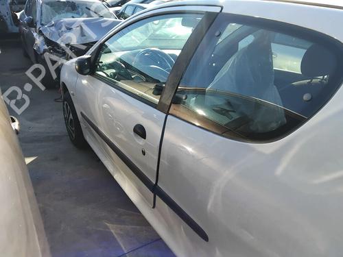 Porte avant gauche PEUGEOT 206 Hatchback (2A/C) 1.4 HDi eco 70 (68 hp) 32687940