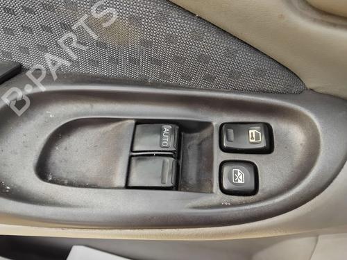 left-front-window-switch-nissan-almera-ii-hatchback-n16-2000-32701643 main image
