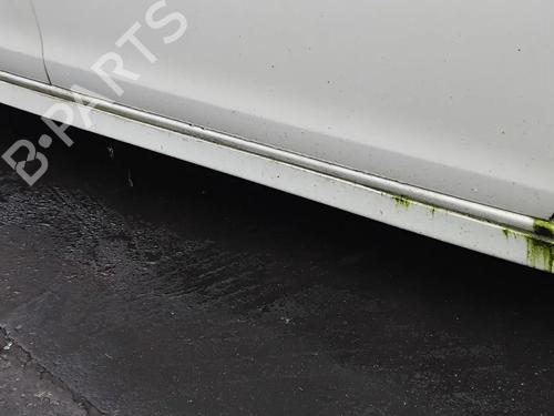Used Right sideskirt Right sideskirt PEUGEOT 308 II (LB_, LP_, LW_, LH_, L3_) 2.0 BlueHDi 150 (150 hp) 32723449 32723449