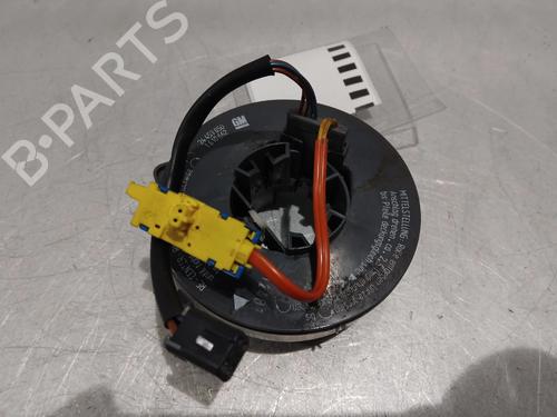 squib-airbag-opel-corsa-c-x01-2000-2001-2002-2003-2004-2005-2006-2007-2008-2009-32735164 main image