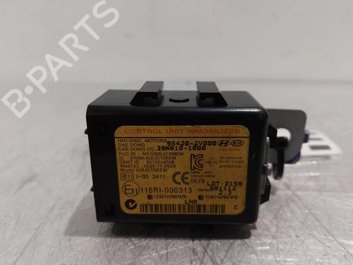 Used Start/Stop ECU Start/Stop ECU KIA CARENS IV 1.7 CRDi (141 hp) 33747748 33747748