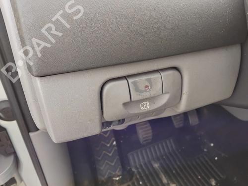 Handbremse für RENAULT SCÉNIC II (JM0/1_) 1.5 dCi (JM0F) (82 hp) 32735201