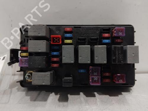 Used Fuse box CHEVROLET AVEO / KALOS Saloon (T250, T255) 1.4 (94 hp) 32868959