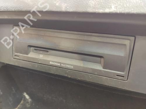 Used Radio Radio SKODA OCTAVIA III (5E3, NL3, NR3) 1.6 TDI (110 hp) 32754107 32754107