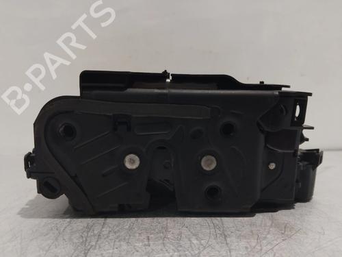 Højre bagtil lås SKODA OCTAVIA III Combi (5E5, 5E6) 1.6 TDI (115 hp) 32779506