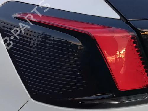 Used Left taillight PEUGEOT 3008 II SUV (MC_, MR_, MJ_, M4_) 1.2 THP/ PureTech 130 (MRHNSM, MRHNSU, MRHNSJ, MRHNYW,... (131 hp) 32845980