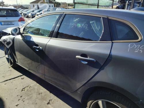 Used Left rear door VOLVO V40 Hatchback (525) D2 (114 hp) 32846786