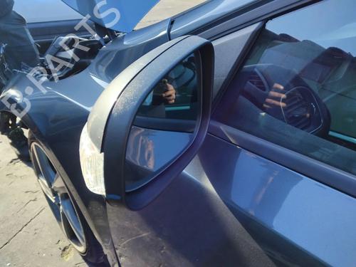 Used Left mirror VOLVO V40 Hatchback (525) D2 (114 hp) 32846782