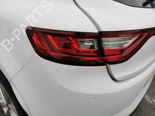 left-taillight-renault-megane-iv-hatchback-b9amn_-2015-32846862 main image