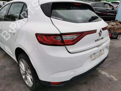 Bagtil kofangere RENAULT MEGANE IV Hatchback (B9A/M/N_) 1.5 dCi 90 (B9A1) (90 hp) 32846863