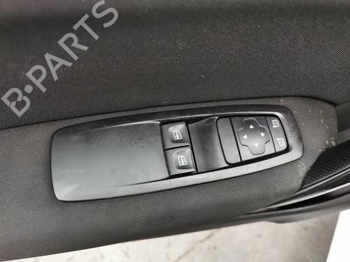 Used Left front window switch RENAULT MEGANE IV Hatchback (B9A/M/N_) 1.5 dCi 90 (B9A1) (90 hp) 32846864