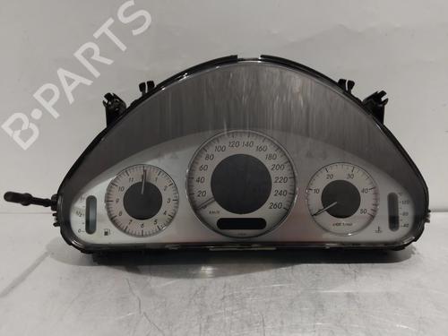Used Instrument cluster Instrument cluster MERCEDES-BENZ E-CLASS T-Model (S211) E 320 T CDI (211.222) (224 hp) 33747782 33747782