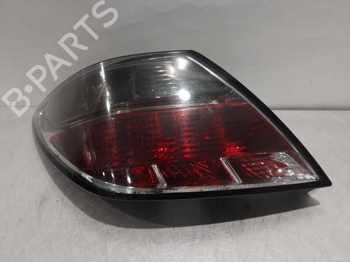 Venstre baglygte OPEL ASTRA H GTC (A04) 1.3 CDTI (L08) (90 hp) 32861979