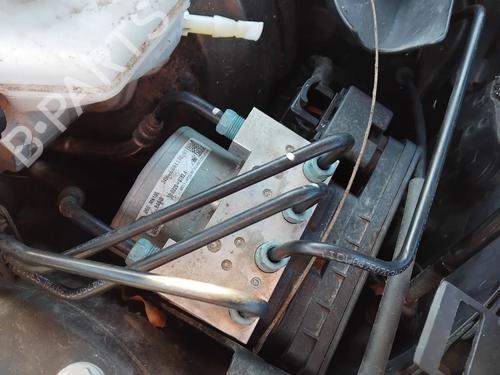 Used ABS pump BMW 1 (F20) 120 d xDrive (190 hp) 32862035
