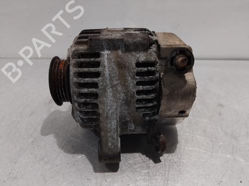 Used Alternator TOYOTA YARIS (_P1_) 1.0 (SCP10_, SCP10R) (68 hp) 32869019