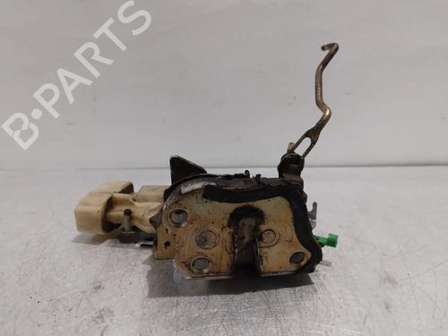 Używane Zamek drzwi przednich lewych TOYOTA YARIS (_P1_) 1.0 (SCP10_, SCP10R) (65 hp) 32869026