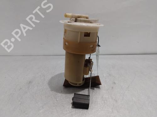 Używane Pompa paliwa TOYOTA YARIS (_P1_) 1.0 (SCP10_, SCP10R) (65 hp) 32869027