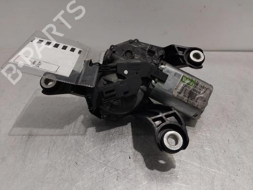 Używane Silniczek wycieraczek tylnych TOYOTA YARIS (_P1_) 1.0 (SCP10_, SCP10R) (65 hp) 32869025