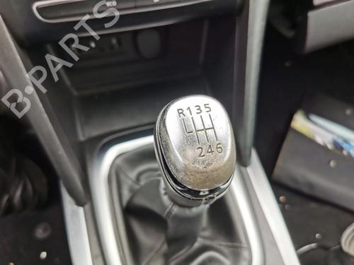 Leva del cambio RENAULT MEGANE IV Grandtour (K9A/M/N_) 1.5 dCi 110 (110 hp) 32869064