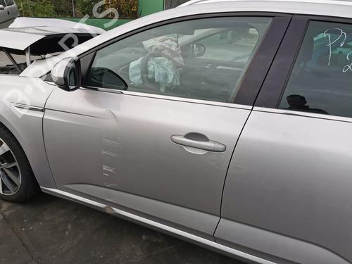 left-front-door-renault-megane-iv-grandtour-k9amn_-2016-32869076 main image