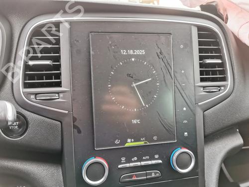 display-monitor-renault-megane-iv-grandtour-k9amn_-2016-32869065 main image