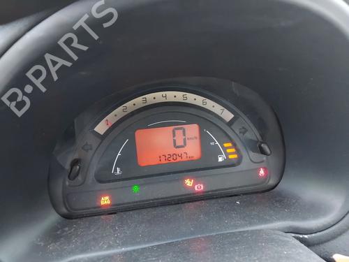 Used Instrument cluster CITROËN C2 (JM_) 1.1 (60 hp) 32869107